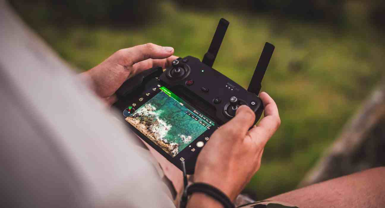 Scientific Study Explores Optimal Droplet Deposition in Plant Protection UAVs. AgTech; Agriculture