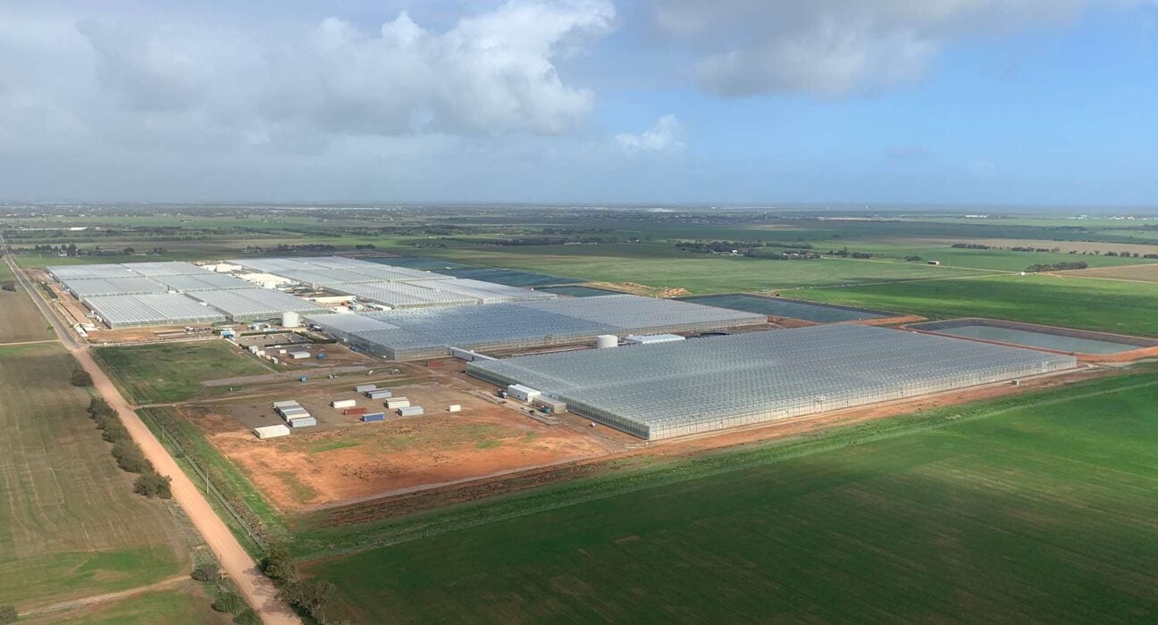 Centuria Capital Group has expanded its agriculture real estate platform to $820 million following the acquisition of a 43-hectare hydroponic glasshouse in Two Wells, South Australia.
