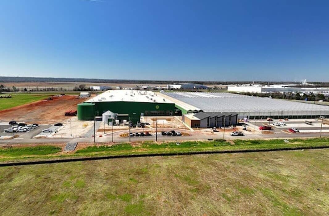 BrightFarms has started shipping from its new 1.5-million-square-foot greenhouse in Macon, Georgia, expanding access to locally grown produce.