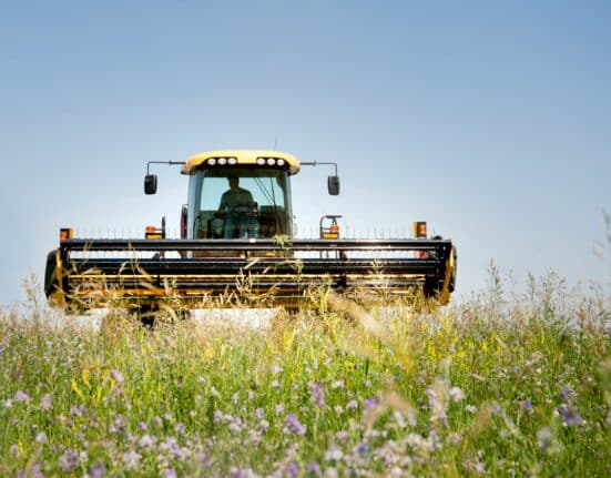 North Dakota HB 1318 aligns state pesticide labels with EPA regulations, enhancing legal clarity for farmers and manufacturers.