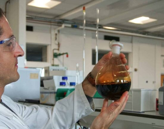 CDotBio, a biotechnology company spun out from the University of Bristol, has been awarded the £25,000 Armourers & Brasiers Venture Prize to advance its carbon nanodot platform for agricultural applications