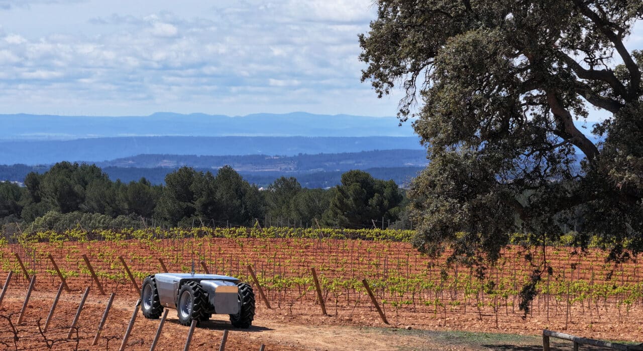 Voltrac has launched its autonomous electric tractor platform, supported by a €2 million investment from FoodLabs and Antler.