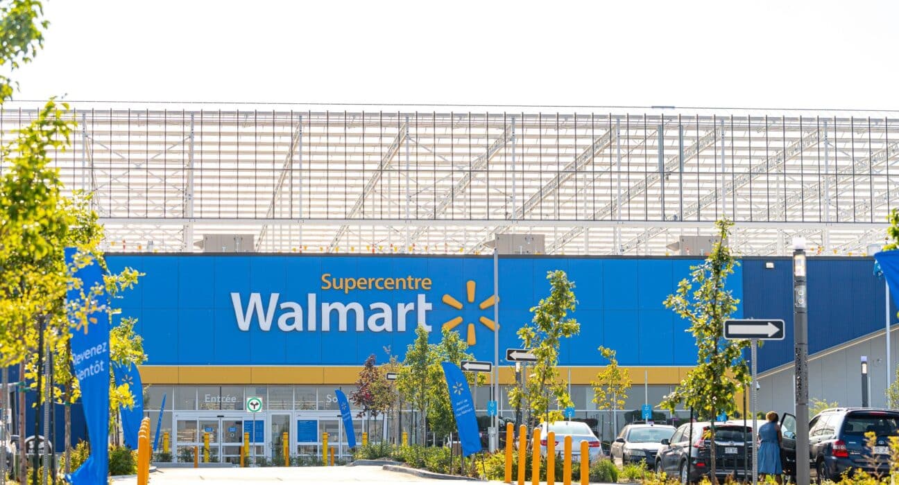 Walmart Canada is now selling hyperlocal produce grown by Lufa Farms atop its Marché Central Supercentre in Montreal.