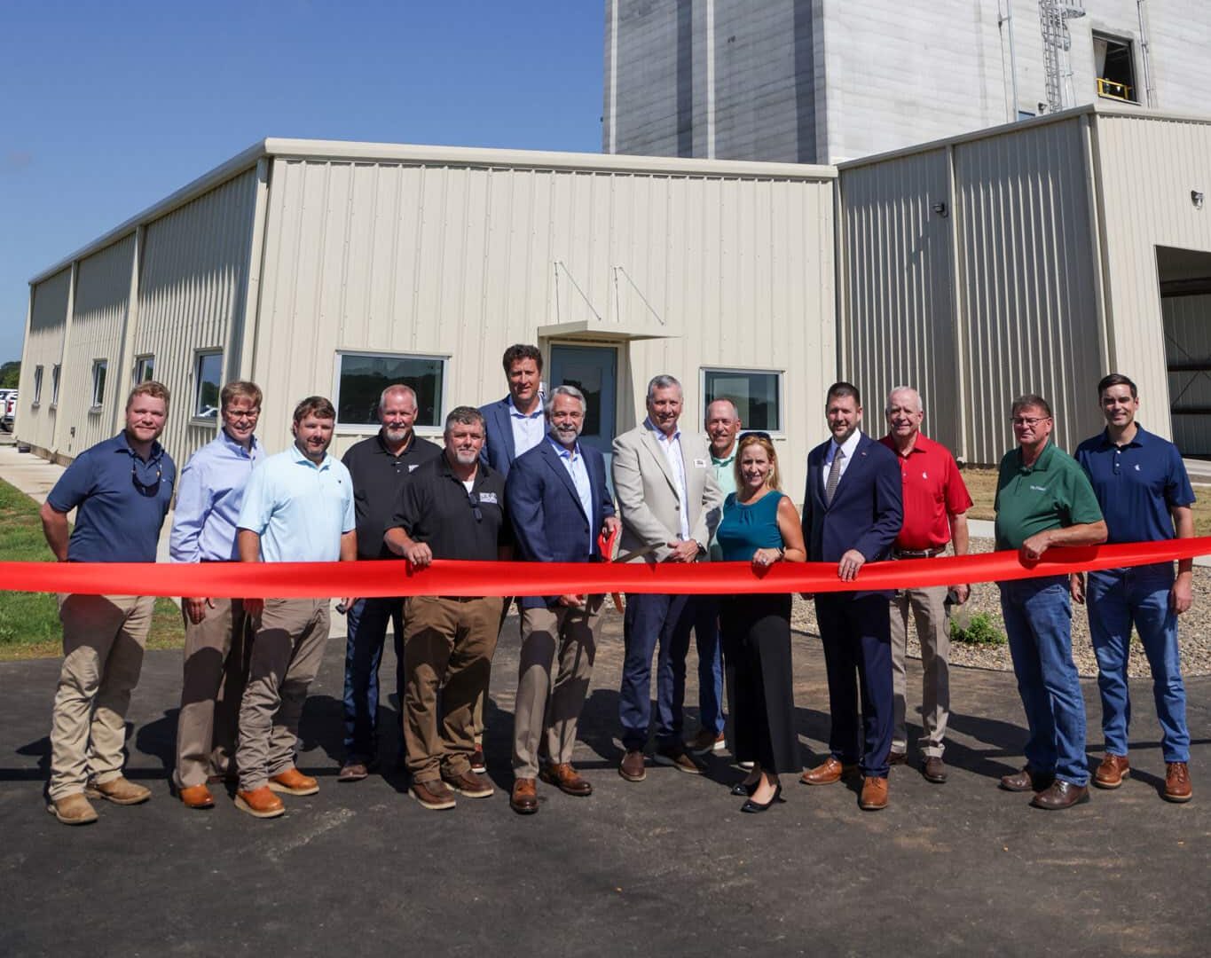 Wayne-Sanderson Farms marked the grand opening of a new, state-of-the-art feed mill in Danville, Arkansas, on Wednesday.