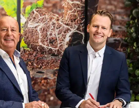 Stephan van Santen is appointed to lead the Van Der Knaap Group's Rooting business unit, focusing on efficiency and sustainability.