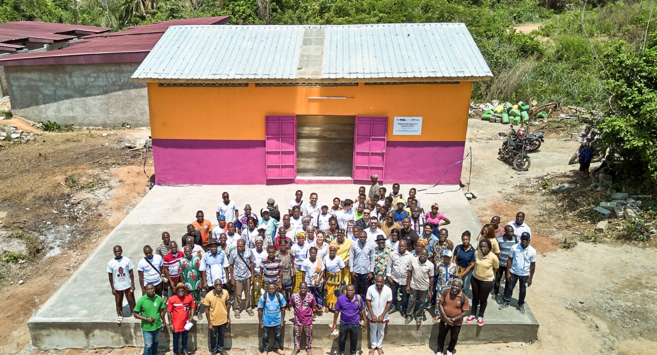 Forager Project launches The Cashew Project in Côte d'Ivoire, aiding 10,000 farmers with organic training and women’s empowerment.