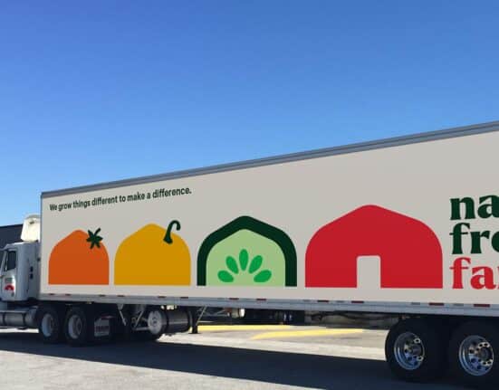 Nature Fresh Farms partners with Revol Greens to launch organic and conventional packaged salads, expanding into the CEA leafy greens market.