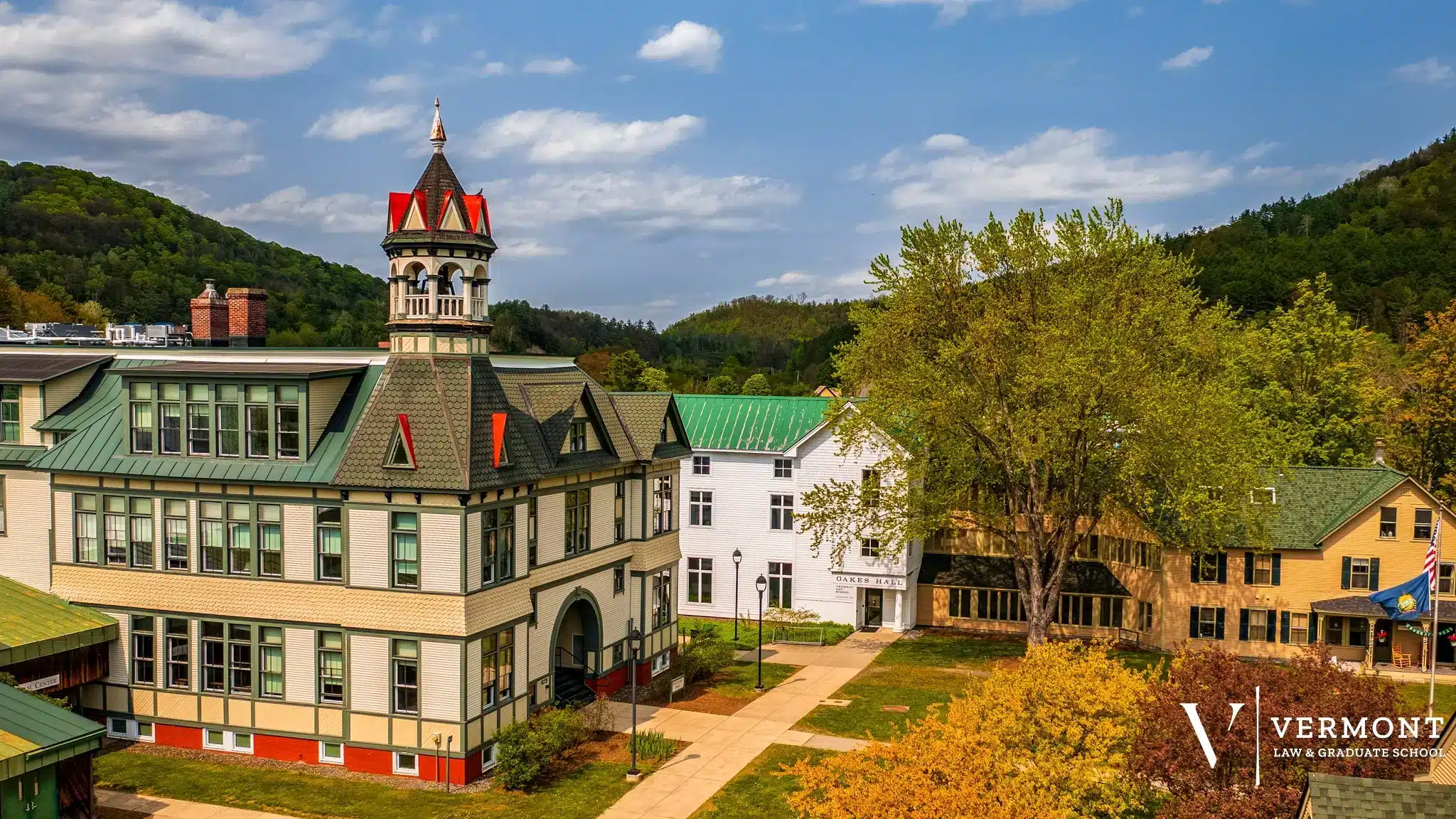 The Center for Agriculture and Food Systems (CAFS) at Vermont Law and Graduate School has unveiled a new publication, “Urban Agriculture and Innovative Production: A Guide to Local Policy”, designed to help city governments, farmers, and community organizations navigate the complex policy environment surrounding urban food production in the U.S.