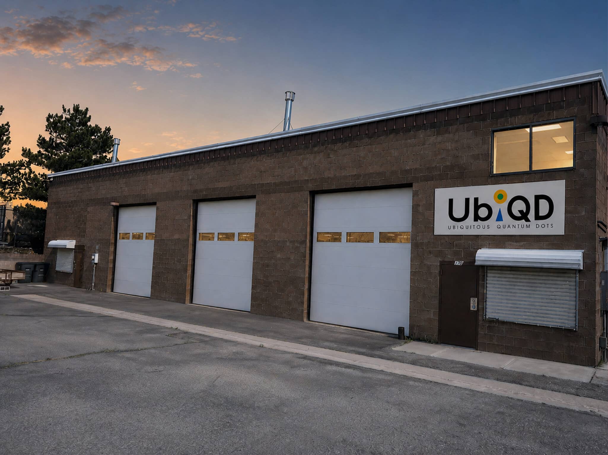 UbiQD Acquires Third Los Alamos Building as Quantum Dot Production Scales Twelve-Fold