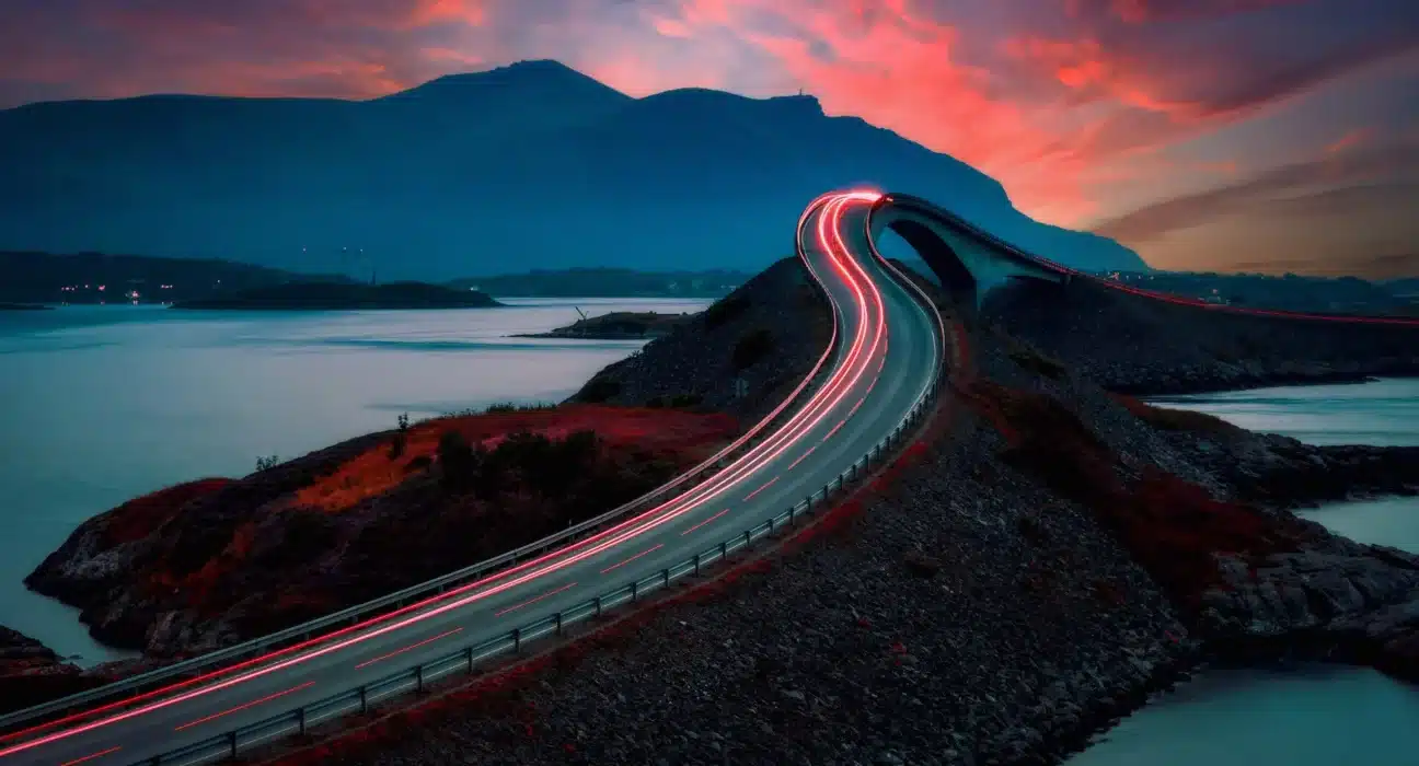 PHINIA debuts at Agritechnica 2025 with low-carbon off-highway combustion systems and new ignition tech after SEM acquisition.