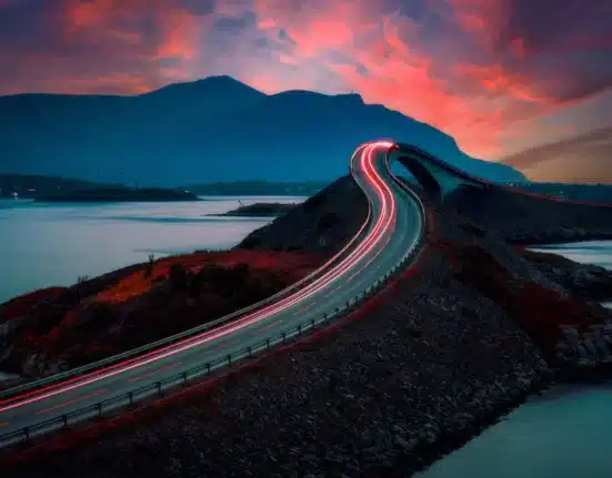 PHINIA debuts at Agritechnica 2025 with low-carbon off-highway combustion systems and new ignition tech after SEM acquisition.