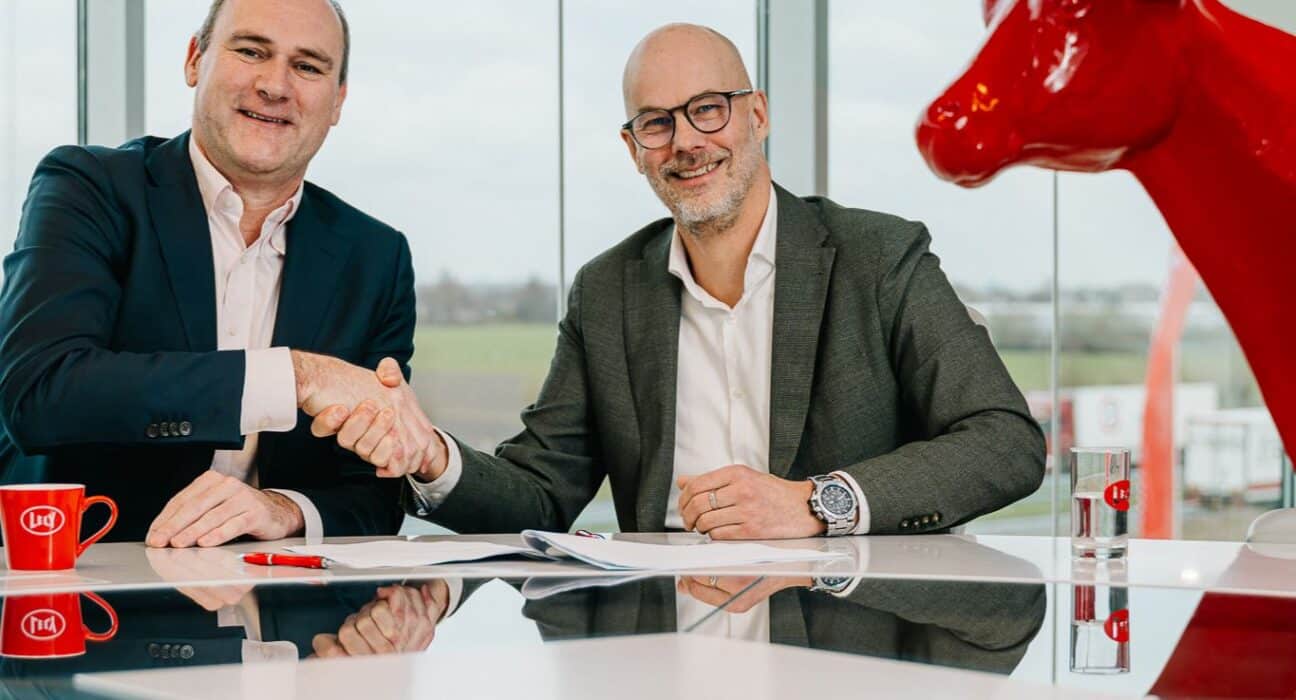 Lely has invested in Grassa through a cooperation agreement supporting a two-year pilot to industrialize grass valorisation in the Netherlands.